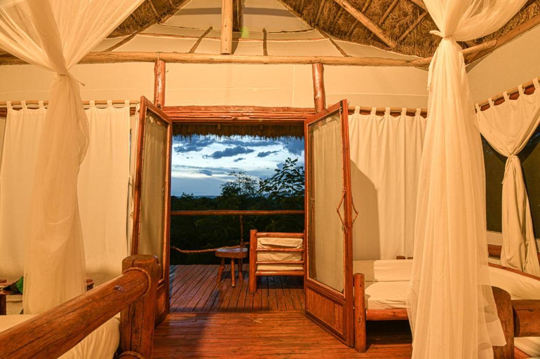 מלון קאססה Kazinga Wilderness Safari Camp מראה חיצוני תמונה
