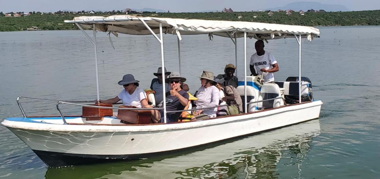 מלון קאססה Kazinga Wilderness Safari Camp מראה חיצוני תמונה